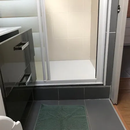 Les Portes De La Apartment *